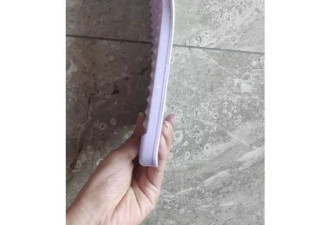 “退钱可以，先把商品剪烂或砸坏！”“商家为何“发疯”？