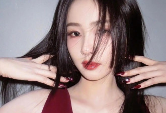 白鹿晒出最新性感写真，甜妹性感起来真的没其他姑娘什么事儿