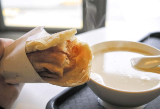 比烧饼油条热量高 专家揭最罪恶早餐