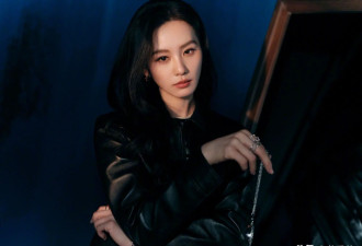 吴奇隆无名指戴戒指，间接回应离婚传言，夫妻感情依旧好！