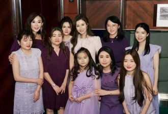李嘉欣生日派对惊艳全场，深V礼服完美身材...