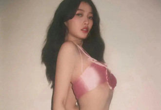 甜美女孩虞书欣，首次大胆尝试改变风格，晒出辣妹风，你喜欢吗？