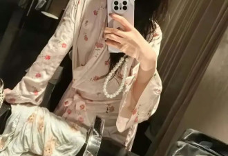 刘亦菲深夜晒美照，4000块玫瑰睡裙撞衫奚梦瑶，一个纯美一个风情
