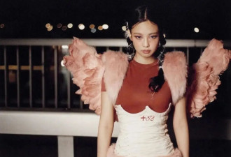 暴风更新造型的Jennie，最近又在穿什么？