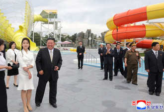 金正恩携女高调剪彩 李雪主睽违一年半露面引关注