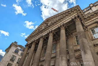 英国“骑墙”贸易战略：欧美中，勿须3选1