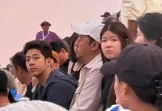 孙莉带女儿现身阿那亚，多多穿露背裙比妈妈成熟，妹妹素颜很文艺