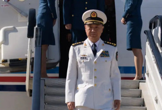 黑幕拉开一角 苗华被免去中央军委委员职务