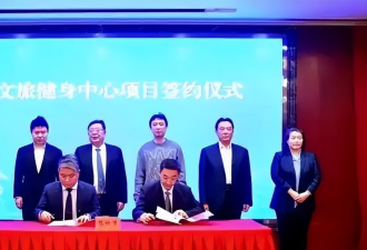 王健林没想到 37岁王思聪 终于给他争了口气