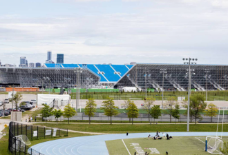 今年夏天从多伦多Rogers Stadium出发搭乘TTC与GO免费