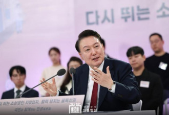 尹锡悦讯问现身 律师团队：高调传唤是羞辱