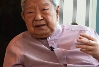 蔡澜离世，舒淇坐不住了？好不容易“穿回衣服”，又要被打回从前