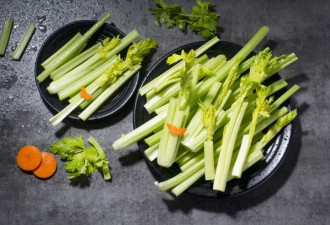 吃芹菜、喝陈醋等于降压药？最常见3类血压谣言
