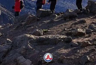 肯尼亚山：探寻赤道雪峰的自然与文化