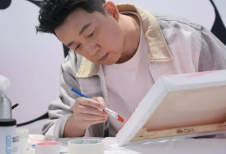 周杰伦晒郭富城书画，夸赞：被跳舞唱歌耽误的画家
