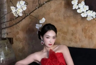被宋茜的“大红裙”美到了！搭配“蝴蝶结盘发”，颜值时刻在线！