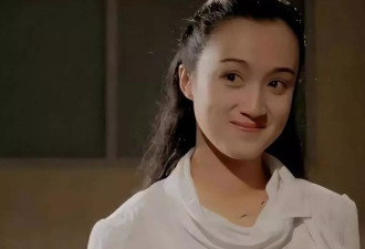 丈夫欠债,靠2500退休金过活,无儿女的杨昆咋样了？