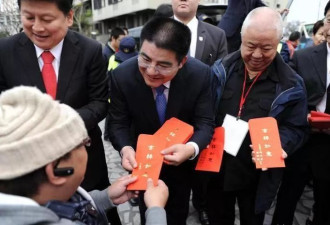 他高调捐款20亿后“消失”，如今早已换了副面孔！