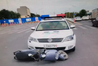 男子将私家车改成警车，与电动车剐碰后悲剧了…