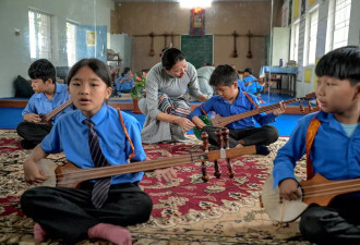 纽约时报:达赖喇嘛在流亡中构建的民主制度能否延续