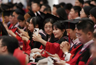 全球博士“通胀” 学者吁培养“产业博士”