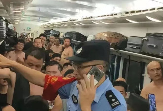 “砸窗事件”后，官方推出三篇文章：打倒破窗者…