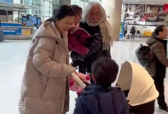杜星霖怒骂张纪中:约会一身臭汗,身体不如小伙还脾气大