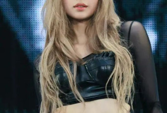 Lisa丢掉粉丝送的labubu 疑因玩偶上被安装针孔摄像头
