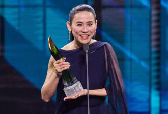 宣萱首夺新加坡视后，与刘青云30年前曾传不和...