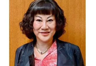 华人女富商收购交易要黄？The Bay遭债主"逼宫"，被曝疯狂烧钱！