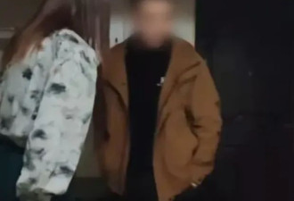 60岁大爷伪娘“阿红”的瓜，看得我心惊肉跳……