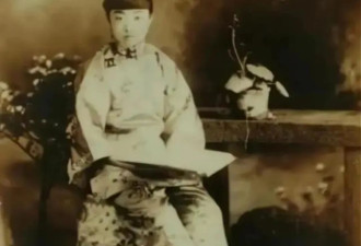 红烛泪：隐入烟尘的原配夫人们
