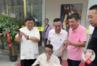 没遗言,去世当天还在带货 他真被儿子过度消费？