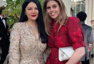到刘国梁女儿和李湘女儿站一起，才发现，气质不是用钱砸出来的