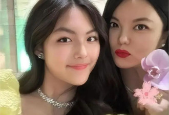 到刘国梁女儿和李湘女儿站一起，才发现，气质不是用钱砸出来的