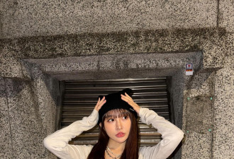 女歌手再爆借30万不还 粉丝气炸