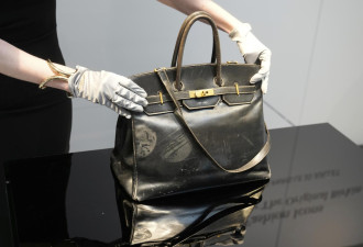 史上最贵 爱马仕首款柏金包860万欧元落槌
