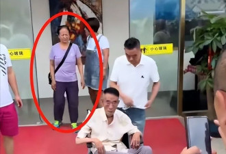 德云社吊唁杨少华，追悼会曝光，百元大钞摆满桌