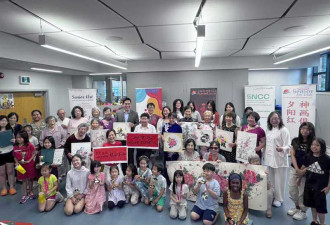 第五届加国风情绘画展士嘉堡登场