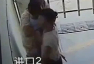 湖南1岁男童突遭陌生女强搂亲吻 男童当晚高烧……