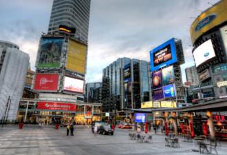 官宣！多伦多地标Yonge-Dundas广场8月23日彻底"消失"！民怨炸锅