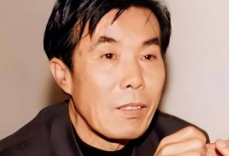 何庆魁被儿子直播“背刺”：他嫖不动了，每个月给1万