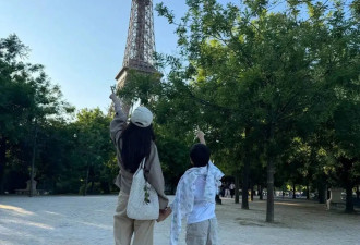 杨颖与儿子旅居法国巴黎，母子牵手超温馨....