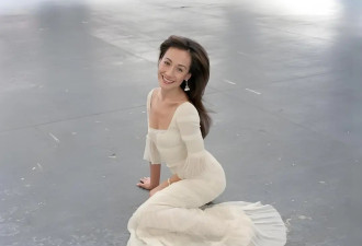 好莱坞混血性感女神结婚！被誉“男神收割机”曾交往各国顶流，吴彦祖都为她深夜痛哭？