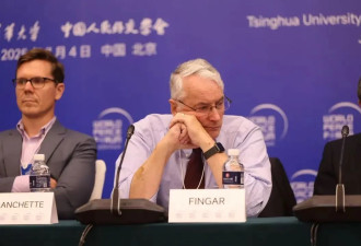 “特朗普的断言，就如同说长颈鹿会飞一样荒谬”