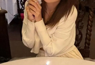 画面冲击！前TVB花旦床上拍片更特写下体....
