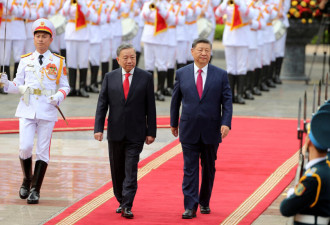 越南左右逢源！与中国陆军首次联训