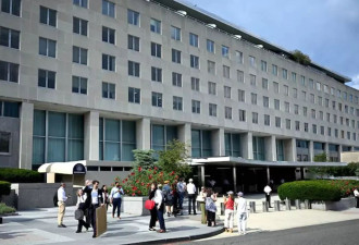 川普将发布多项行政令 确保美国在AI领域遥遥领先