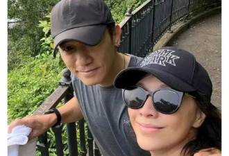 刘嘉玲素颜晨跑状态惊人 梁朝伟陪跑