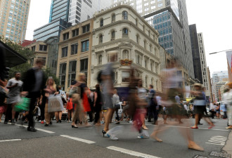 为何企业赚钱却仍裁员？专家揭露“内幕”